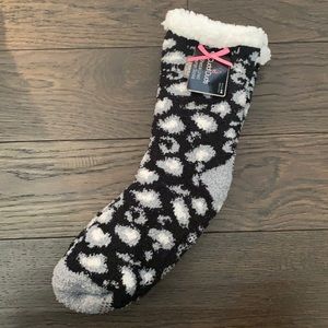 Cuddl duds Sherpa lounge socks sz 4-10
